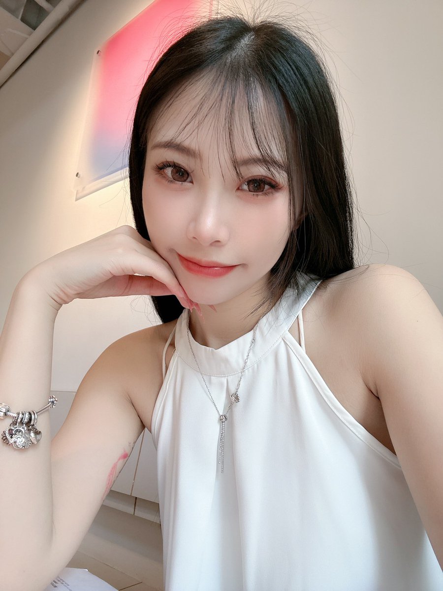 別問我有什麼打算
隨興出門
隨心自拍
自由自在🤍

💕我的專屬連結💕
https://t.co/M6KMQTymgA

#玟妡WenHsin #玟妡 #性感小野馬
#隨興 #自在 #悠閒 https://t.co/IBhLn4Cayn