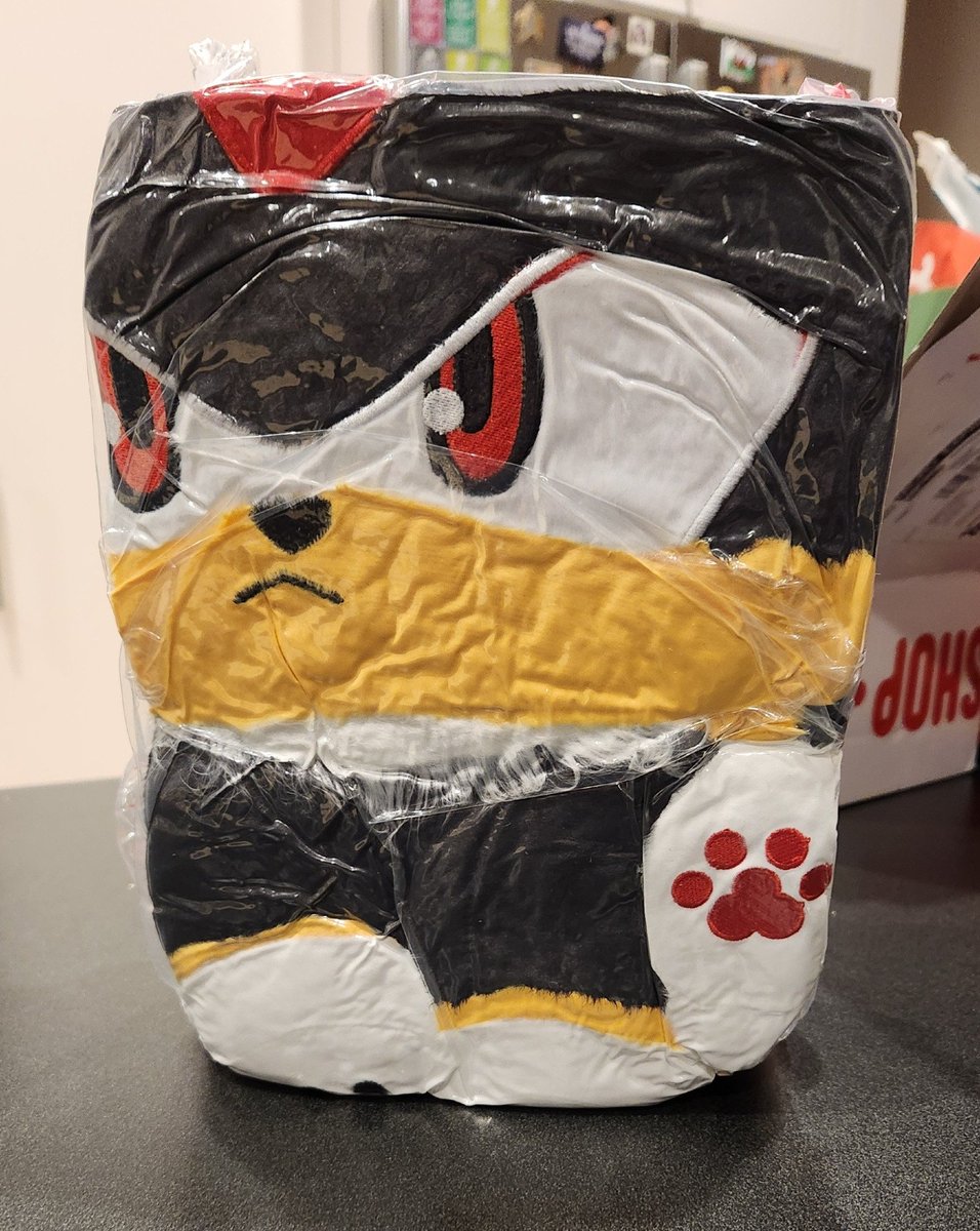 Illyria13's tweet image. The MeowMeow has arrived... 

#ShadowTheHedgehog  #plushshop