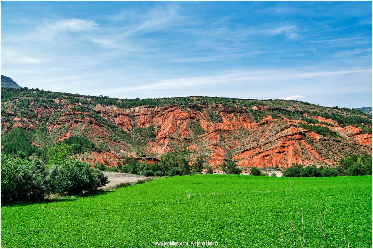 Paisatges geològics de Catalunya

Els gresos vermells dels badlands de Puial Rois, Pallars Jussà