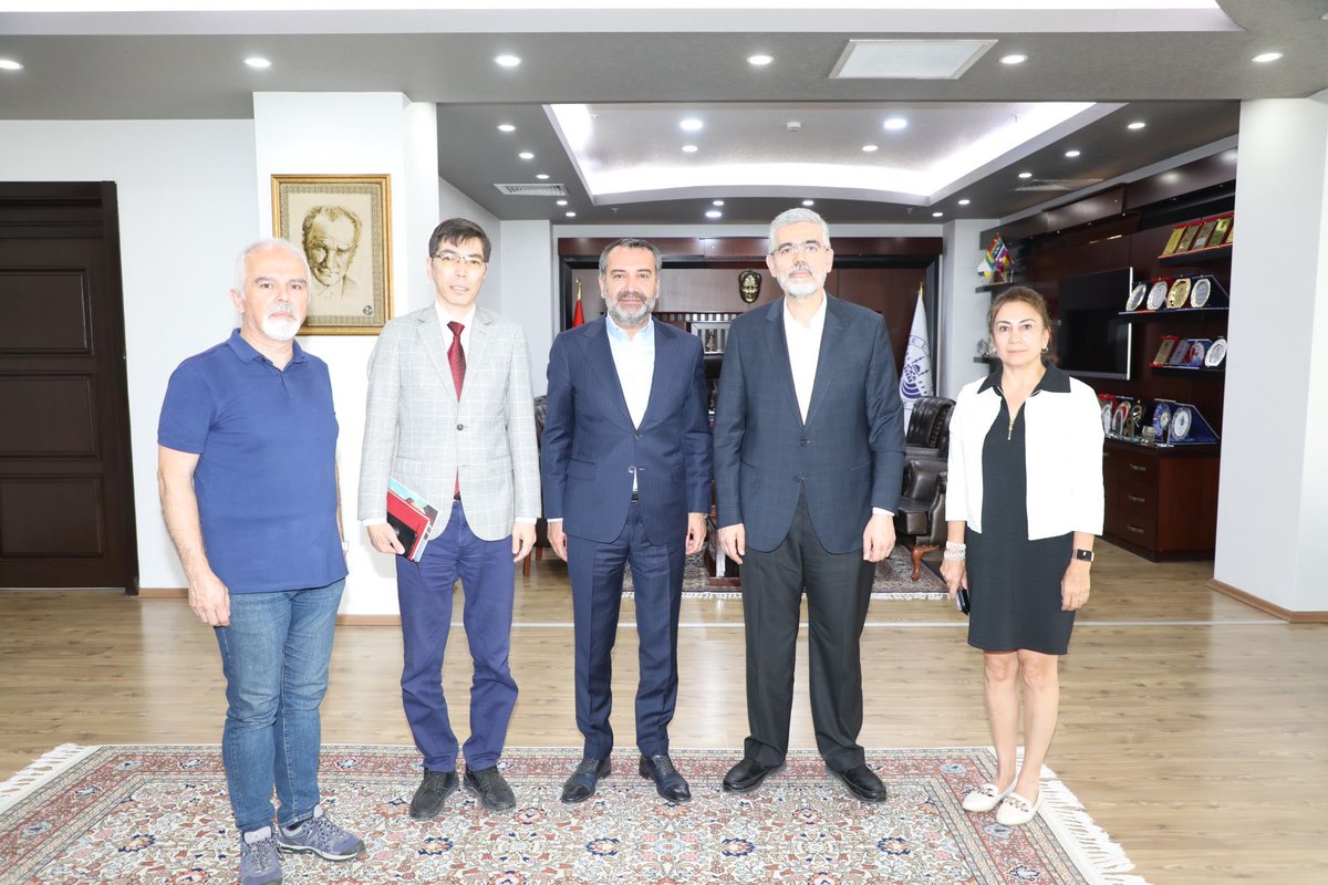 Sayın Prof. Dr. Kürşat Alyamaç, Eskişehir Teknik Üniversitesi Öğretim Üyesi Sayın Doç. Dr. Muammer Tün, Kocaeli Üniversitesi Dr. Öğretim Üyesi Sayın İsmail Talih Güven ve Jeoloji Yüksek Mühendisi Sayın Bengi Eravcı bizleri ziyaret ettiler. 

7. Uluslararası Afet ve Dirençlilik