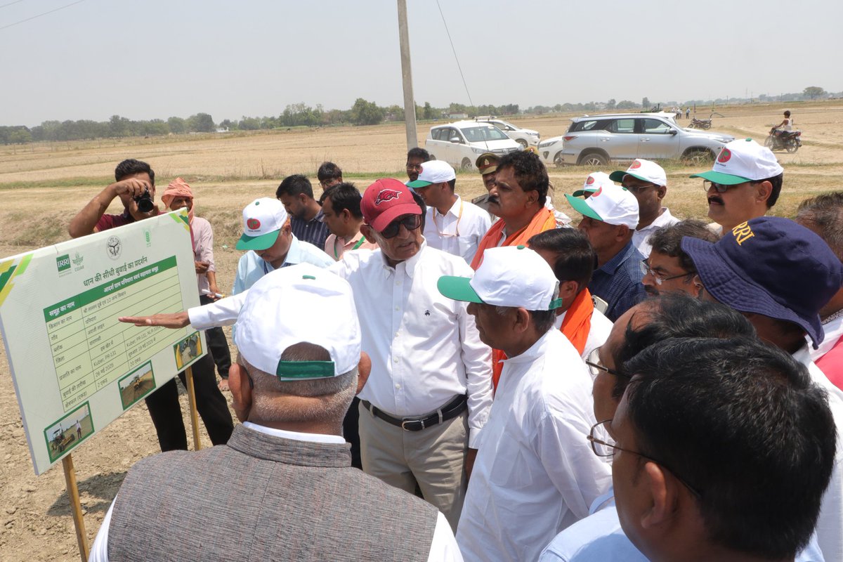 IRRI South Asia Regional Centre (ISARC) (@isarcofficial) on Twitter photo 🌾 Hon’ble MoS Agri Shri Ramnath Thakur visited Paniyara, Varanasi under #ViksitKrishiSankalpAbhiyan to see DSR in action.
Showcased by ICAR-IIVR & ISARC, DSR tech reduces water use, labor, & emissions—boosting sustainable rice farming.
<a href="/icarindia/">Indian Council of Agricultural Research.</a> <a href="/AgriGoI/">Agriculture INDIA</a> 🌾 Hon’ble MoS Agri Shri Ramnath Thakur visited Paniyara, Varanasi under #ViksitKrishiSankalpAbhiyan to see DSR in action.
Showcased by ICAR-IIVR & ISARC, DSR tech reduces water use, labor, & emissions—boosting sustainable rice farming.
<a href="/icarindia/">Indian Council of Agricultural Research.</a> <a href="/AgriGoI/">Agriculture INDIA</a>