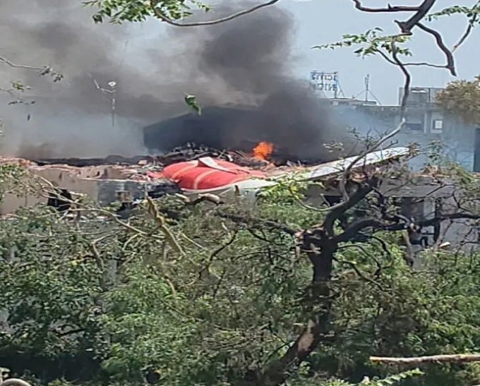 Please pray for All people 🥲🥲🙏🙏
#PlaneCrash #AirIndia #Ahmedabad <a href="/GiveRep/">GiveRep</a> <a href="/opnetbtc/">OP_NET</a> 
"एयर इंडिया"
Prayers 
Praying 
Plane crash