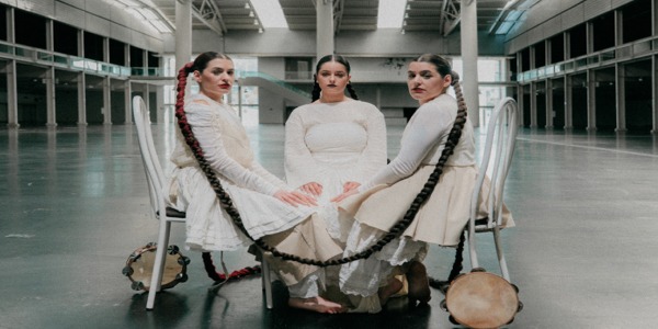 Musikas (@musikasnonstop) on Twitter photo TANXUGUEIRAS SE CUELAN EN EL NUEVO ÁLBUM DE LAS MIGAS CON "GRITO", UN CANTO DE LUCHA Y LIBERTAD tinyurl.com/24wgacra <a href="/PanoramicaPR/">Panorámica Agency 🎶</a> <a href="/CalaveritaRcrds/">Calaverita Records</a> @CalaveritaRecords <a href="/PlayPlan_/">PlayPlan</a> TANXUGUEIRAS SE CUELAN EN EL NUEVO ÁLBUM DE LAS MIGAS CON "GRITO", UN CANTO DE LUCHA Y LIBERTAD tinyurl.com/24wgacra <a href="/PanoramicaPR/">Panorámica Agency 🎶</a> <a href="/CalaveritaRcrds/">Calaverita Records</a> @CalaveritaRecords <a href="/PlayPlan_/">PlayPlan</a>