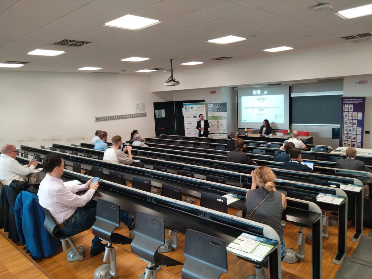 At #CLIMA2025 in Milan, Smart Square hosted the #workshop "Decarbonisation &amp; Digitalisation of Buildings through the Smart Readiness Indicator (#SRI), sharing key tools, insights &amp; case studies

🔗smartsquare-project.eu 
#SmartReadinessIndicator #SmartBuildings #SmartTools #EPBD