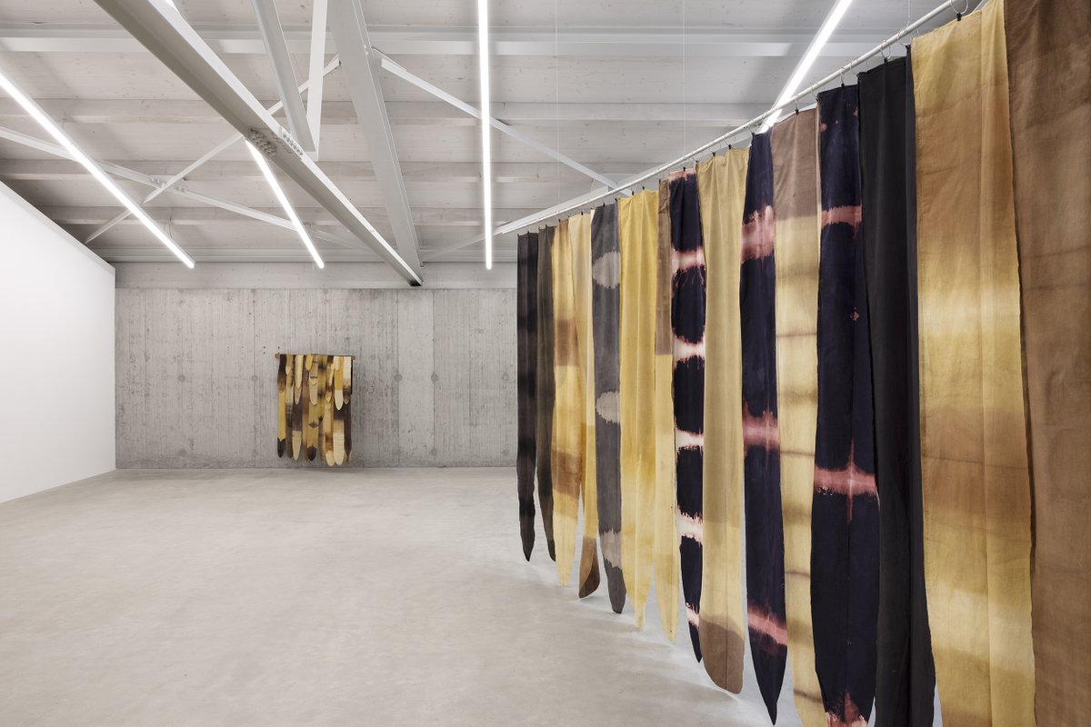 ✨Belén Rodríguez presenta en Whispers from Tides and Forests en Kunsthaus Baselland dos obras que dialogan profundamente con la naturaleza y el entorno:

I danced myself out of the womb (2024) y Cosmic Dancer (Carmen), Cosmic Dancer (Pati) (2023):