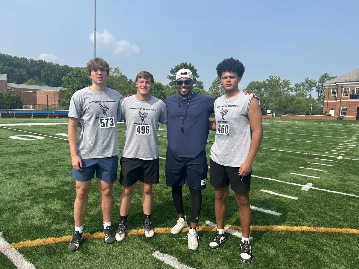 CamdenWharton4's tweet photo. Had a great day at the @EmoryHenry_FB     Camp. Learned a lot from all of the coaches! @CoachCoe_ @CoachQHunter @CoachWalters_ https://t.co/uk9MyvgBdW