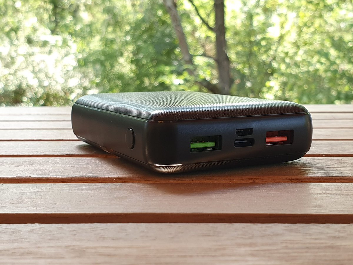 geekinfos's tweet image. Découvrez notre testified de la batterie Sandberg USB-C 45W ! 🔋💻 Idéale pour recharger vos appareils en déplacement. #TechRetro #USBTypeC #Sandberg geekinfos.fr/2022/08/19/tes…
