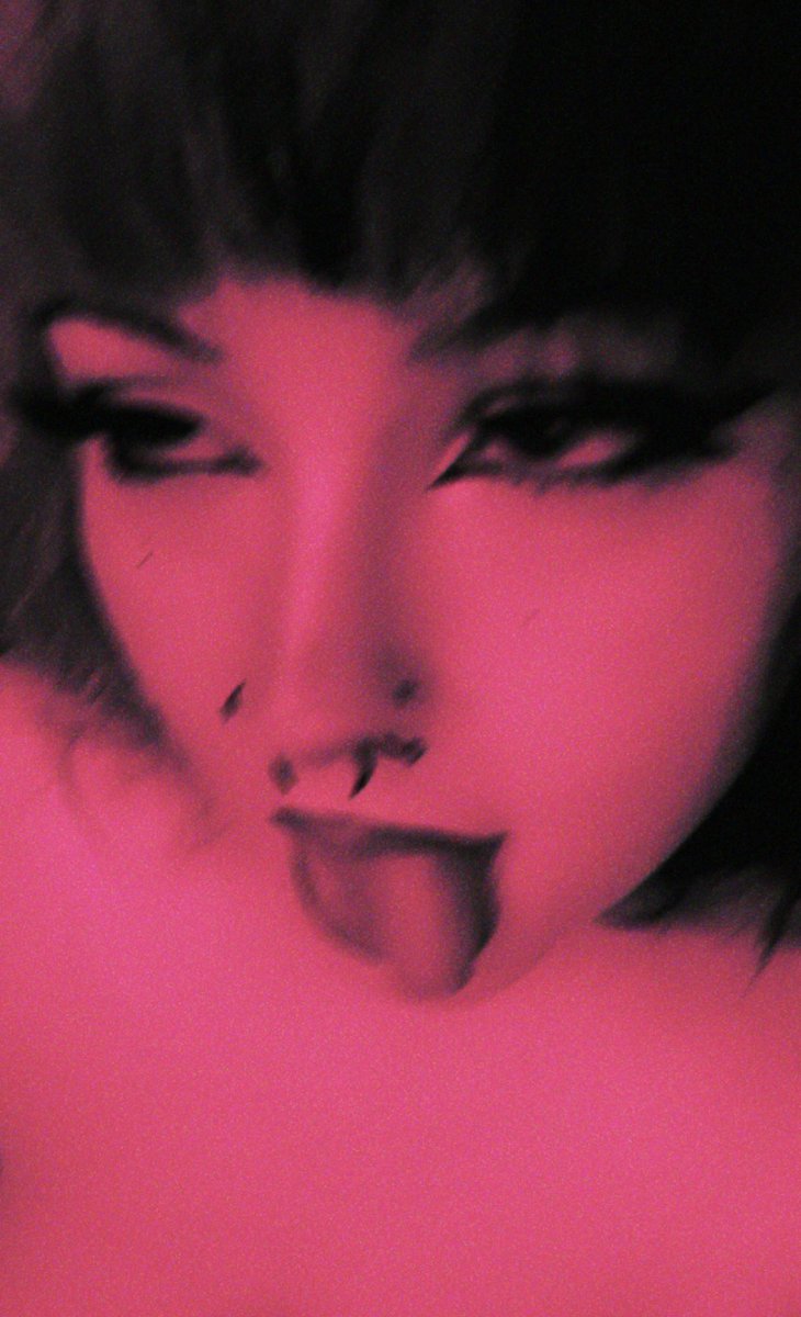 JTraash's tweet photo. 𝘣𝘢𝘥 𝘥𝘰𝘨, 𝘣𝘶𝘵 𝘧𝘰𝘳 𝘺𝘰𝘶 𝘪’𝘮 𝘰𝘣𝘦𝘥𝘪𝘦𝘯𝘵

｡･:*:･ﾟ★,｡･:*:･ﾟ☆

-
-
-
-
#drugtwt #drugstw #drugstwt #pilltwt #weedtwt #kleptotwt #SHEDtwt #xanax #ativan #lyrica #gabapentin #bladee #draingang #aesthetic #moodboard #mutuals #moots https://t.co/XuvnExWR6k