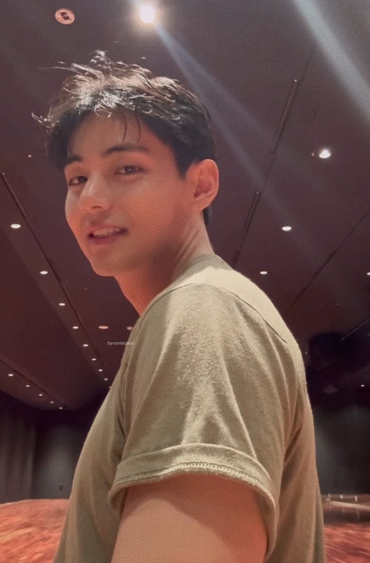 Zayden (@kgmtaehyung) on Twitter photo 