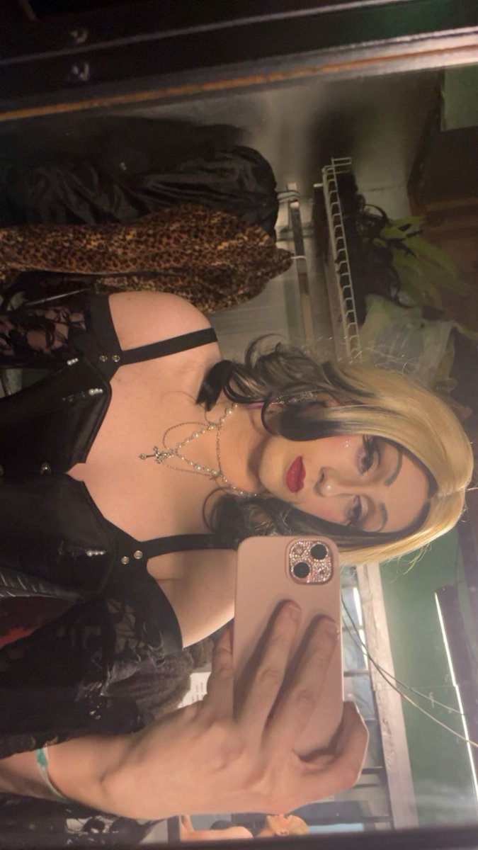 NonRinary's tweet image. late night photo dump &amp;lt;3