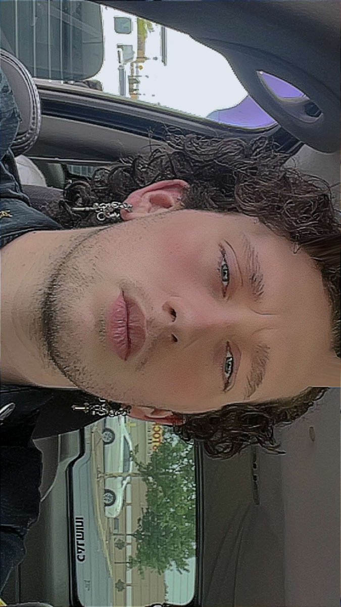 NonRinary's tweet image. late night photo dump &amp;lt;3