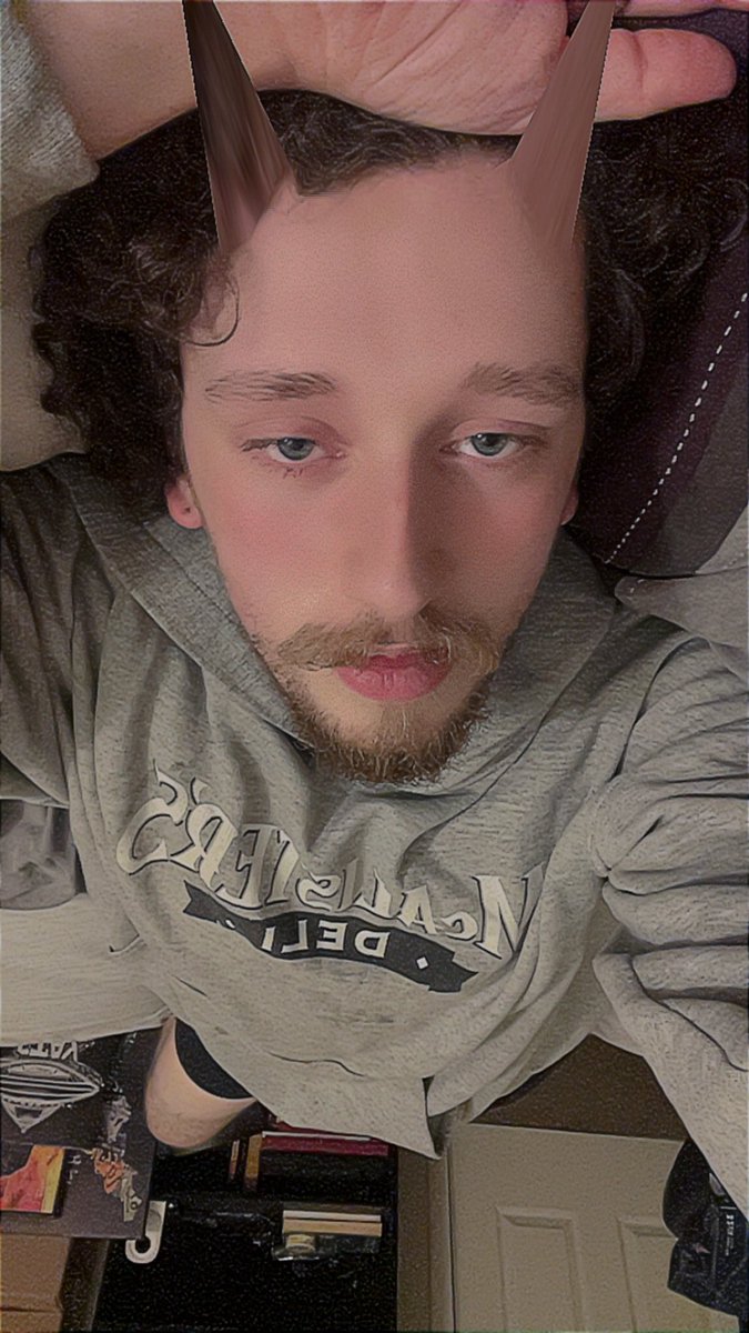 NonRinary's tweet image. late night photo dump &amp;lt;3