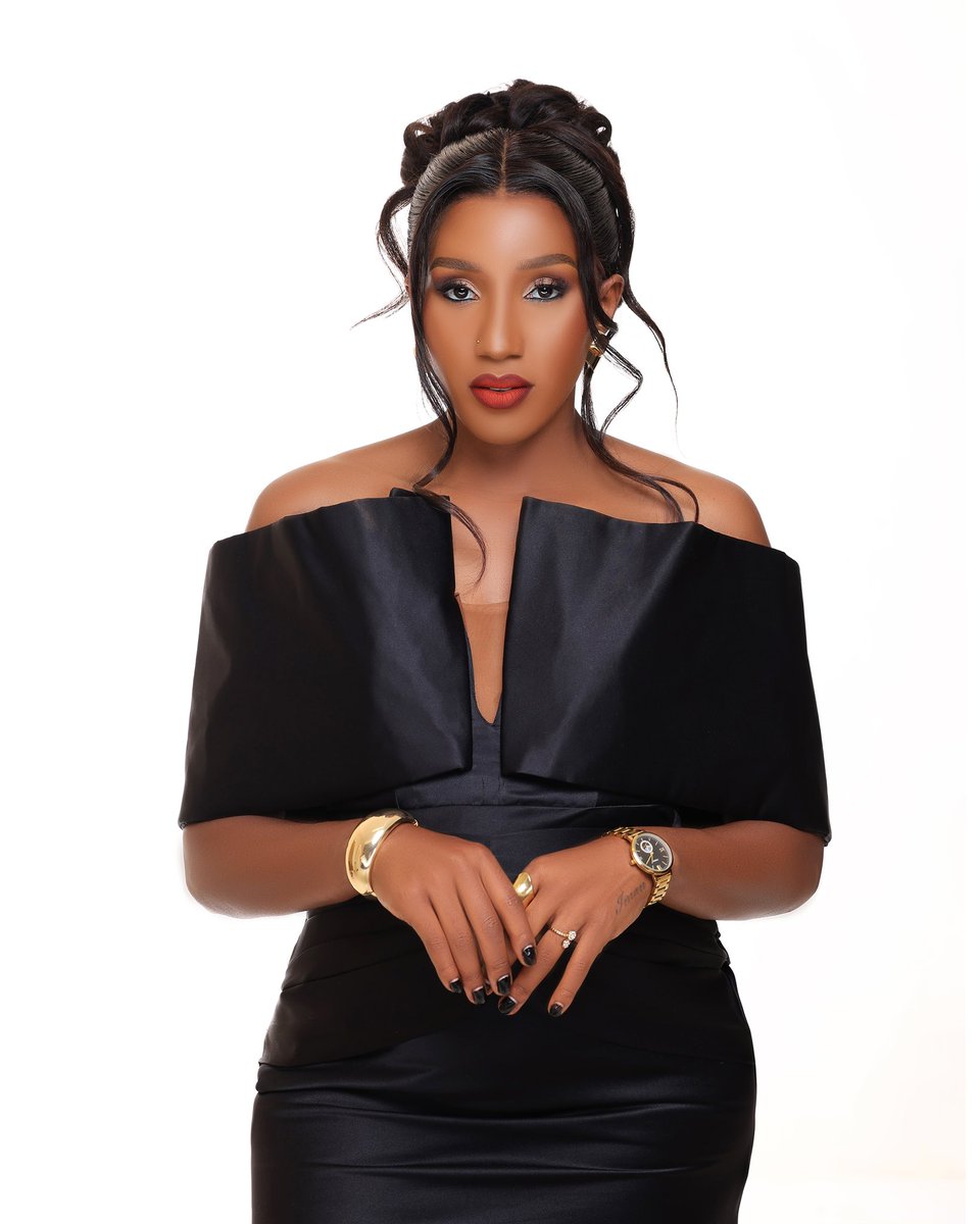 imaniritah's tweet image. Alhamdulilah🤲🏾🥹 +1 n -5😅🤣. 🥂 to Life and all the beautiful things Allah has in place for me🤲🏾💌✍🏽✍🏽✍🏽✍🏽❤️🥰💐💐💐💐💐