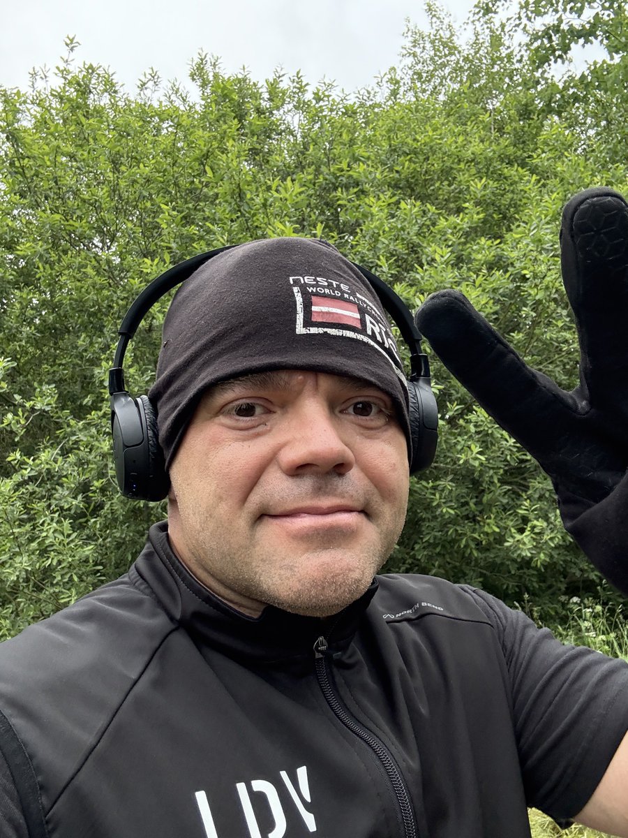 EmilsJakrins's tweet photo. Perfekts laiks skrējienam✌️ #TeamJakrin #6kmrun https://t.co/R0fAZRN4Bz