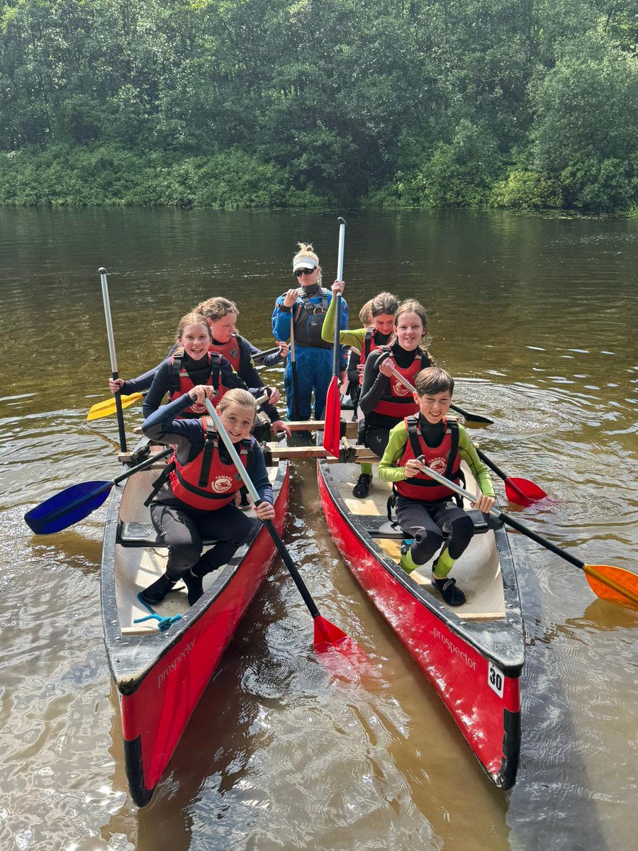 Rang a Cuig and Rang a Sé really enjoyed their tour to Tanagh Outdoor Education Centre on Wednesday.  All of the photos from the day are on the school website now.