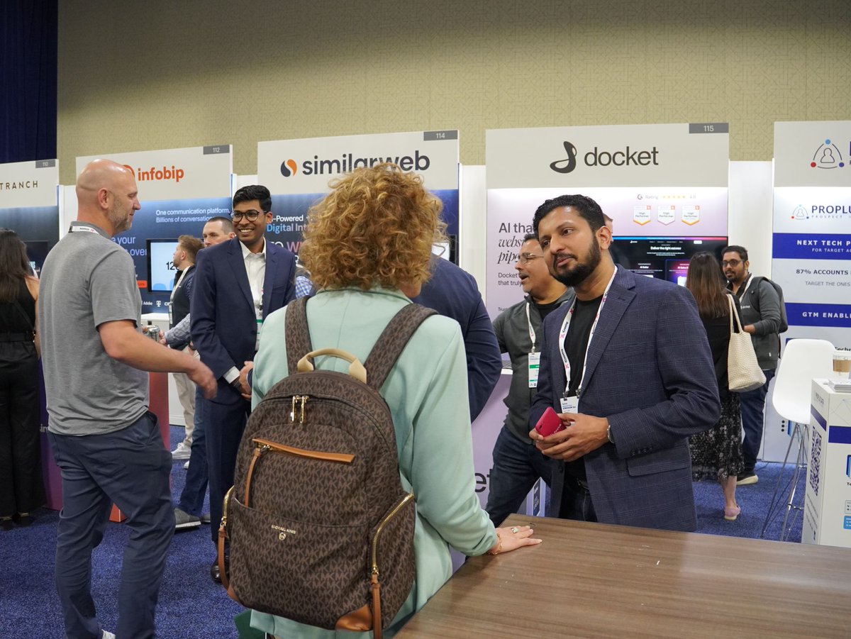 getdocketai's tweet image. Our Booth was BUZZING at the Gartner Marketing Symposium 

We had CMOs, VPs, and curious marketers stop by to see the AI Seller in action — and the reactions said it all:

🤯 “That’s not a human?”
💬 “It’s holding a real conversation!”
📈 “This is what we’ve been missing.”