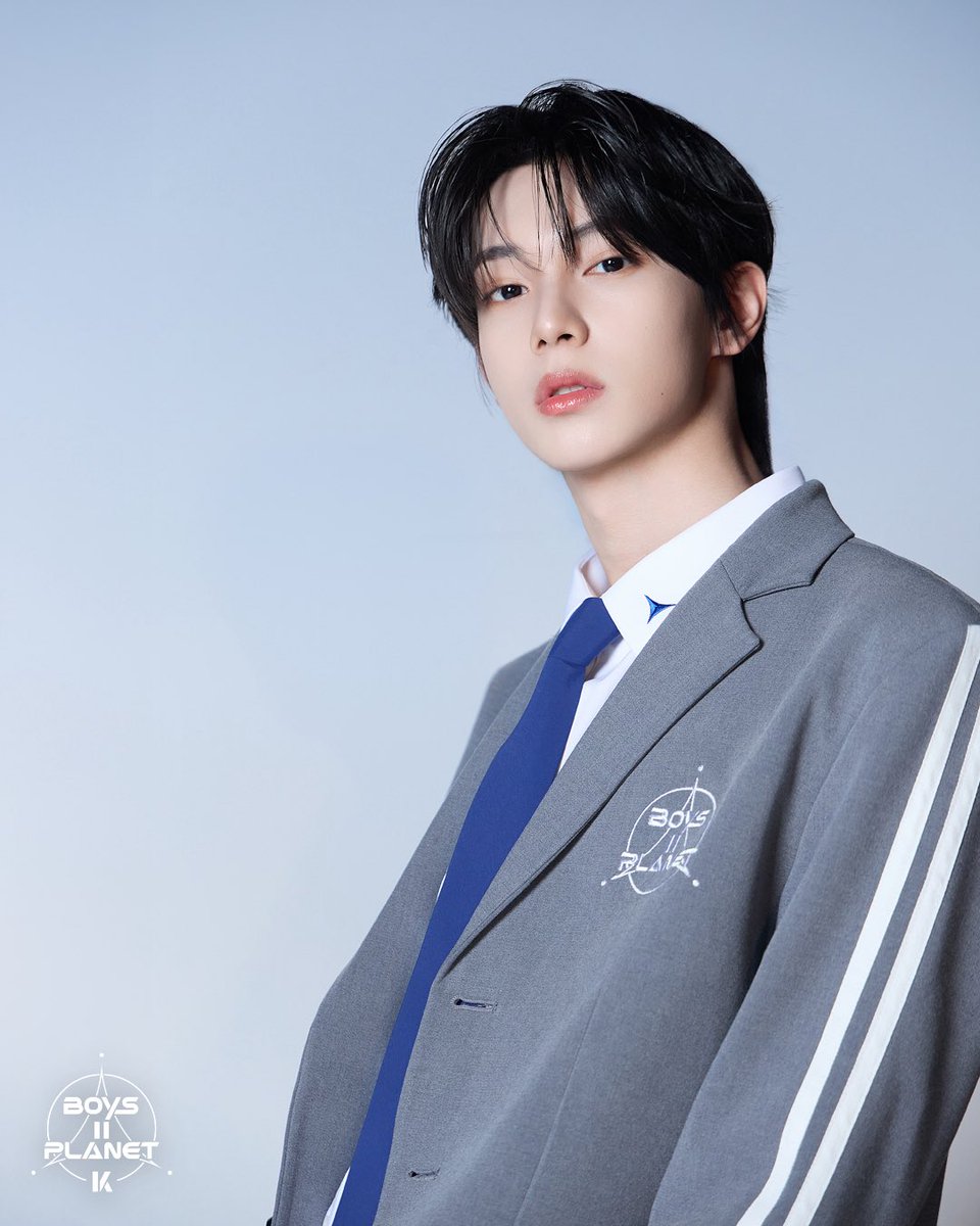 chueily's tweet photo. name: chuei li yu
korean name: 최립우 (choi lip woo)
birthday: 2004.01.02
nationality: taiwanese
company: fnc entertainment 
position: vocalist
mbti: infj
height: 180 cm

#최립우 #FREDRICKCHOI #CHUEILIYU
#보이즈2플래닛 #BOYS2PLANET https://t.co/9oexSB1R4s
