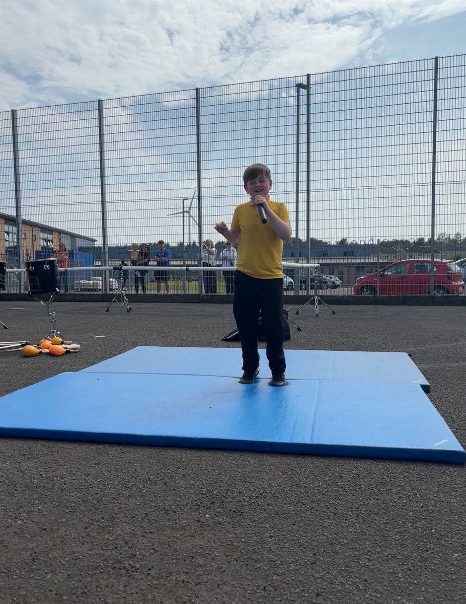 MrsCairns (@misscampbell0) on Twitter photo Amazing day with <a href="/BeatBuddies/">Graeme Barclay</a>, everyone did a fantastic job what a bunch of little superstars <a href="/HareleeshillPS/">HareleeshillPS</a> have 🤩! Amazing day with <a href="/BeatBuddies/">Graeme Barclay</a>, everyone did a fantastic job what a bunch of little superstars <a href="/HareleeshillPS/">HareleeshillPS</a> have 🤩!