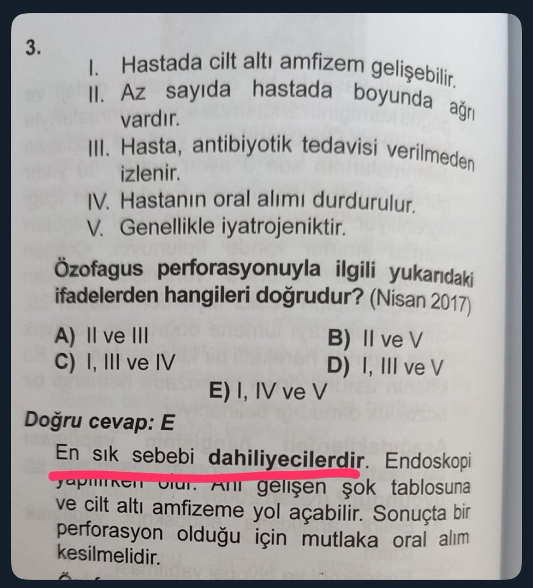 Bir paylaşımda, çıkmış bir TUS sorusunun çözümünde yer alan TUS hazırlık kaynağındaki yorum dikkatimi çekti:
Bilimsellikten uzak, özensiz ve meslektaşlarımı hedef alan bir ifade.

Gastroenterologlar mı, dahiliyeciler mi kastedilmiş belli değil ama açık olan şu: 
Bu üslubun tıpta