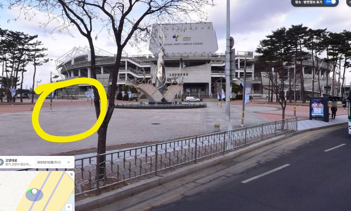 btsbdproject's tweet image. It&apos;s happening, guys!!! We are thrilled to announce
#BangladeshToBangtan 2.0 — FOOD TRUCK PROJECT 🍰🍹

On behalf of Bangladeshi ARMYs, we are launching a food truck project in South Korea for the second time!

To celebrate @BTS_twt reunion, military discharge, and anniversary,…