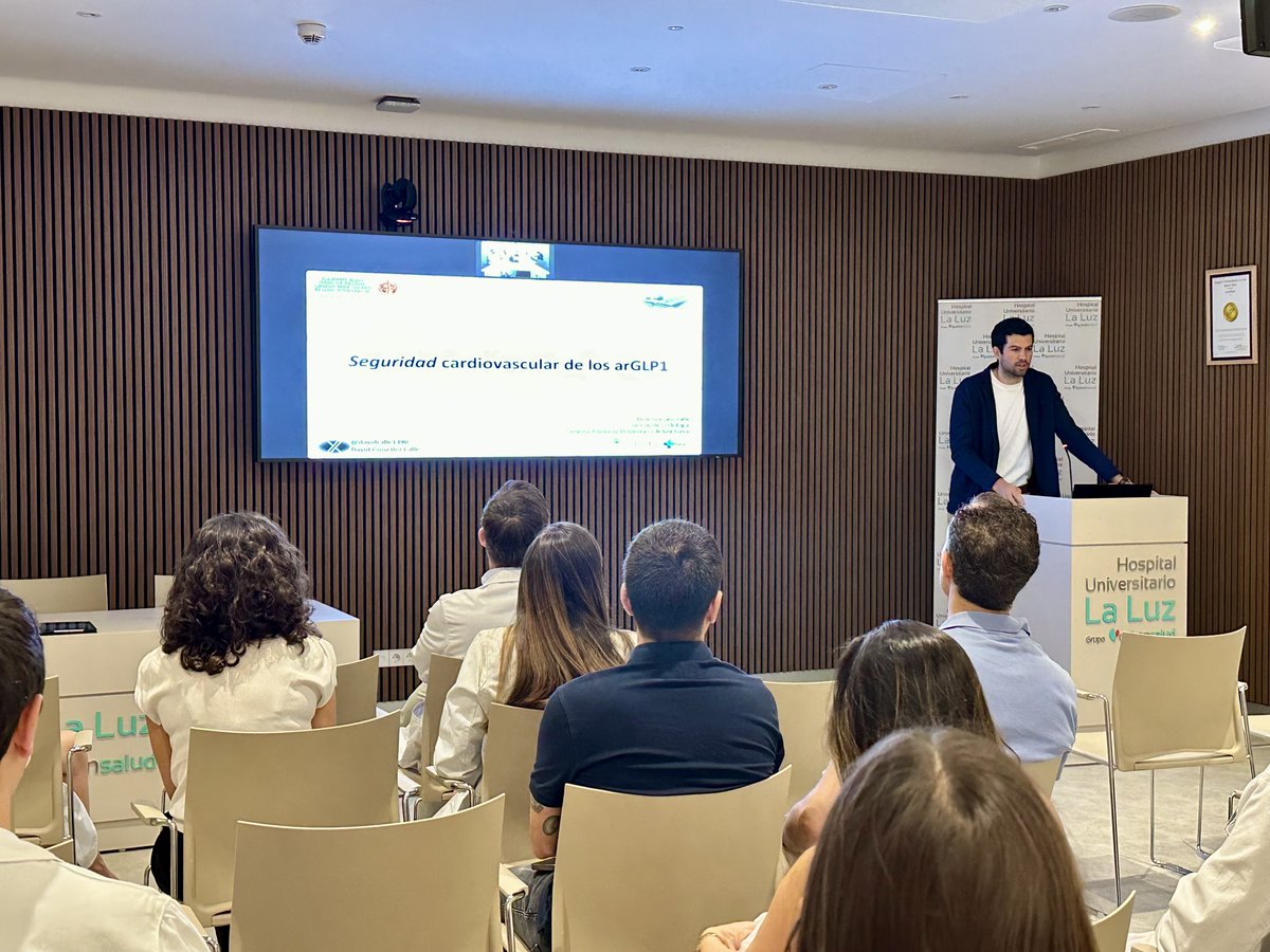 Comenzamos la mañana en el <a href="/Hospital_LaLuz/">Hospital La Luz</a>  con la jornada sobre Obesidad y Cardiología. 

Hoy nos visita el doctor <a href="/davidcalle1390/">David González Calle</a> especialista en Cardiología – Hospital Clínico Universitario de Salamanca. Aborda las nuevas evidencias en seguridad cardiovascular de los arGLP1