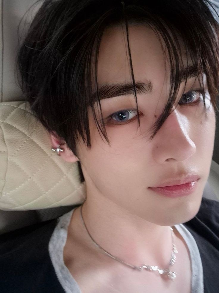 ‘cowo cantik’ offensively