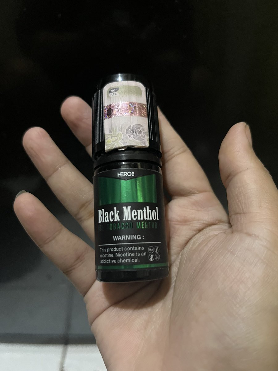 wts liquid saltnic tobacco black menthol hero57
- isi 95-98% (baru 2x pake)
- buka harga 95k nego

📍Jakarta Barat

#wts #wtb #liquid #foom