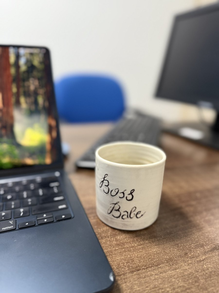 Geeky_Foodie's tweet image. Some days, it's not just the coffee that matters, 
it takes coffee in the right mug to feel like yourself again!😼

#Kaapiness #TeamCoffee #BossBabe
