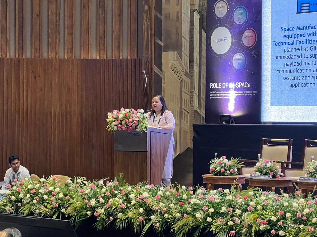 GSEM_DST's tweet photo. MD-GSEM @nehakumariias shared Gujarat’s perspective on the thriving space-tech ecosystem at the 7th Industry Connect organized by @INSPACeIND.Highlighting the vision of the GoG to propel the state into the orbit of global spacetech innovation and manufacturing hub.#GSEM #INSPACe https://t.co/hkWa73f5So