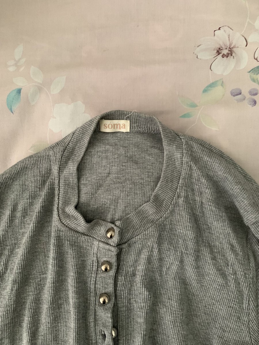 Hyein1995's tweet photo. ada cardi dari soma juga. 30K https://t.co/xn2R3ZO56y
