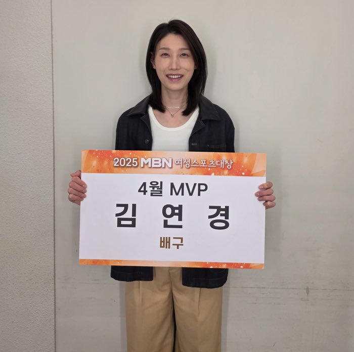 땅콩¹⁰ tweet media
