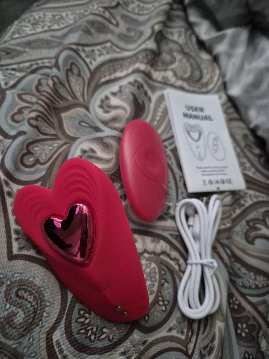 wenasolomon's tweet photo. A MILLION THANKS to @smoothjazz85 for my toys 😍🫶😘

HIGHLY RECOMMEND YOU LADIES CHECK THEM OUT!!! They've also have great options for the men too 😈💦 #productreviewer #sextoys #bedtimefun #supersoaker #fatjuicyandwet https://t.co/bkzt80oQle