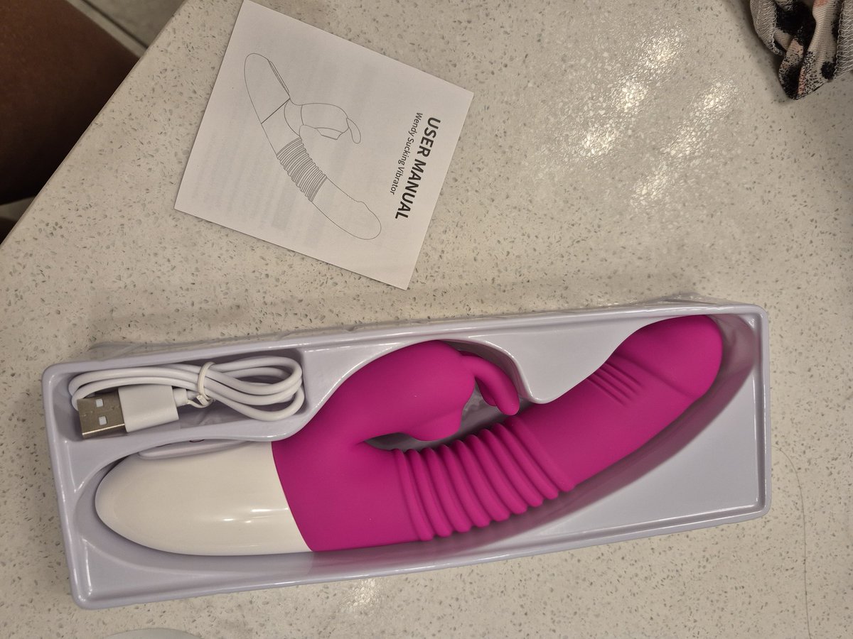 wenasolomon's tweet photo. A MILLION THANKS to @smoothjazz85 for my toys 😍🫶😘

HIGHLY RECOMMEND YOU LADIES CHECK THEM OUT!!! They've also have great options for the men too 😈💦 #productreviewer #sextoys #bedtimefun #supersoaker #fatjuicyandwet https://t.co/bkzt80oQle