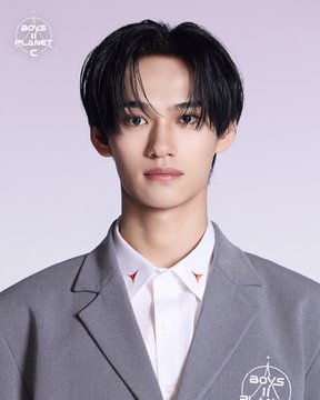 HAN RUI ZEの画像