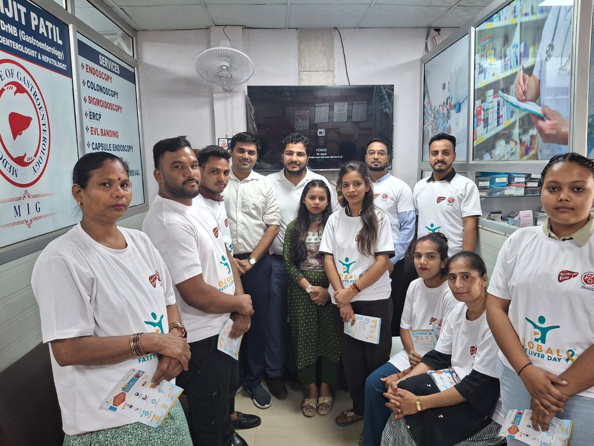 ZydusUniverse's tweet photo. Sometimes, raising awareness doesn’t need a stage. It needs just intent, compassion, and a message that matters.

Here’s a glimpse of the Zydans out there, connecting with people across hospitals and spreading a simple truth: a healthy life begins with a healthy liver.

#Zydus #ZydusGroup #GlobalFattyLiverDay #LiverHealth #FattyLiverAwareness #LiverKiSuno