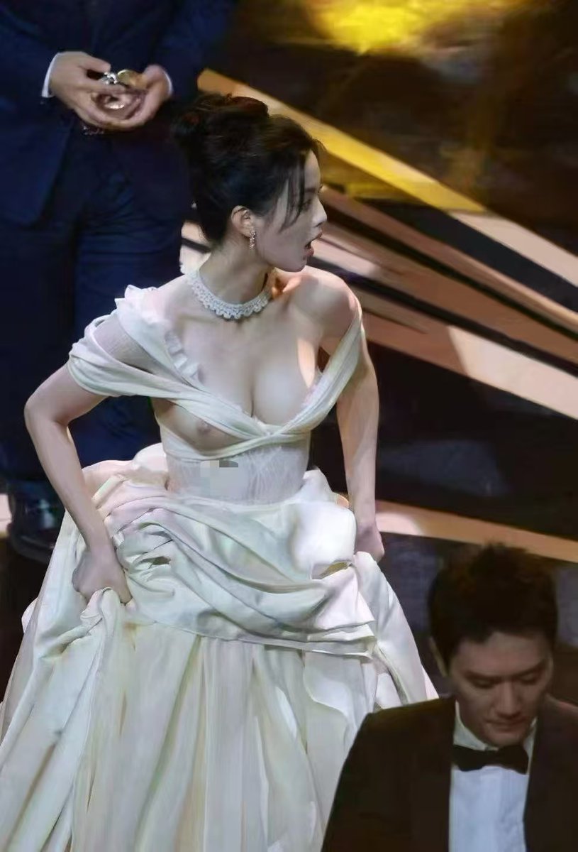 Daniel Fang tweet media