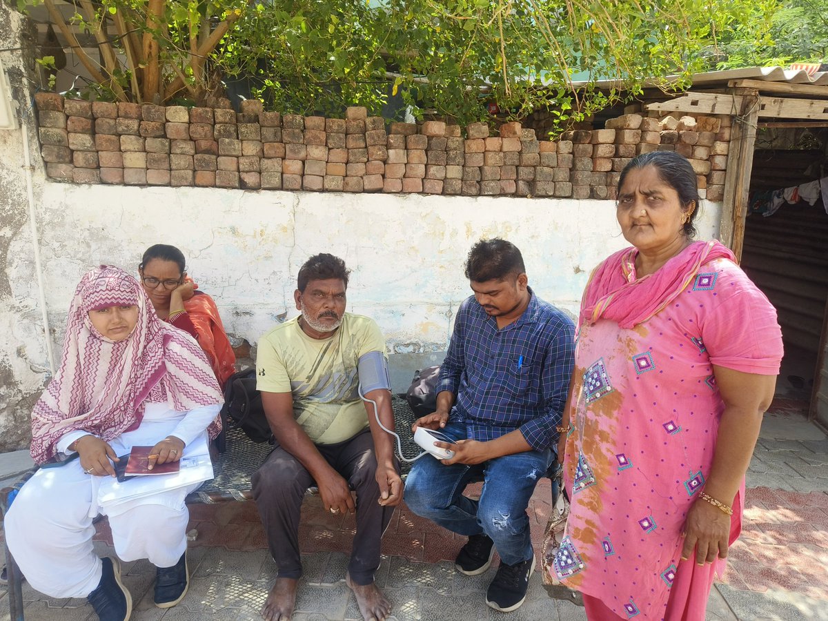 MujpurAAMPat's tweet image. NCD screening camp and hypertension awareness 
AAM - Mujpur