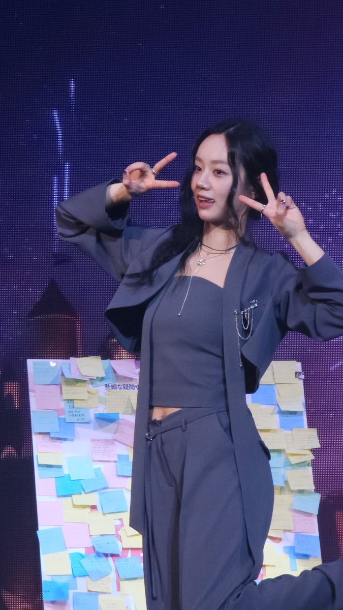 pr1ncescharm1n's tweet photo. The outfit and the tongue pose. Send help 🫠
 #WelcomeToHyerisStudioInOsaka https://t.co/Fqjb8QU3Ye