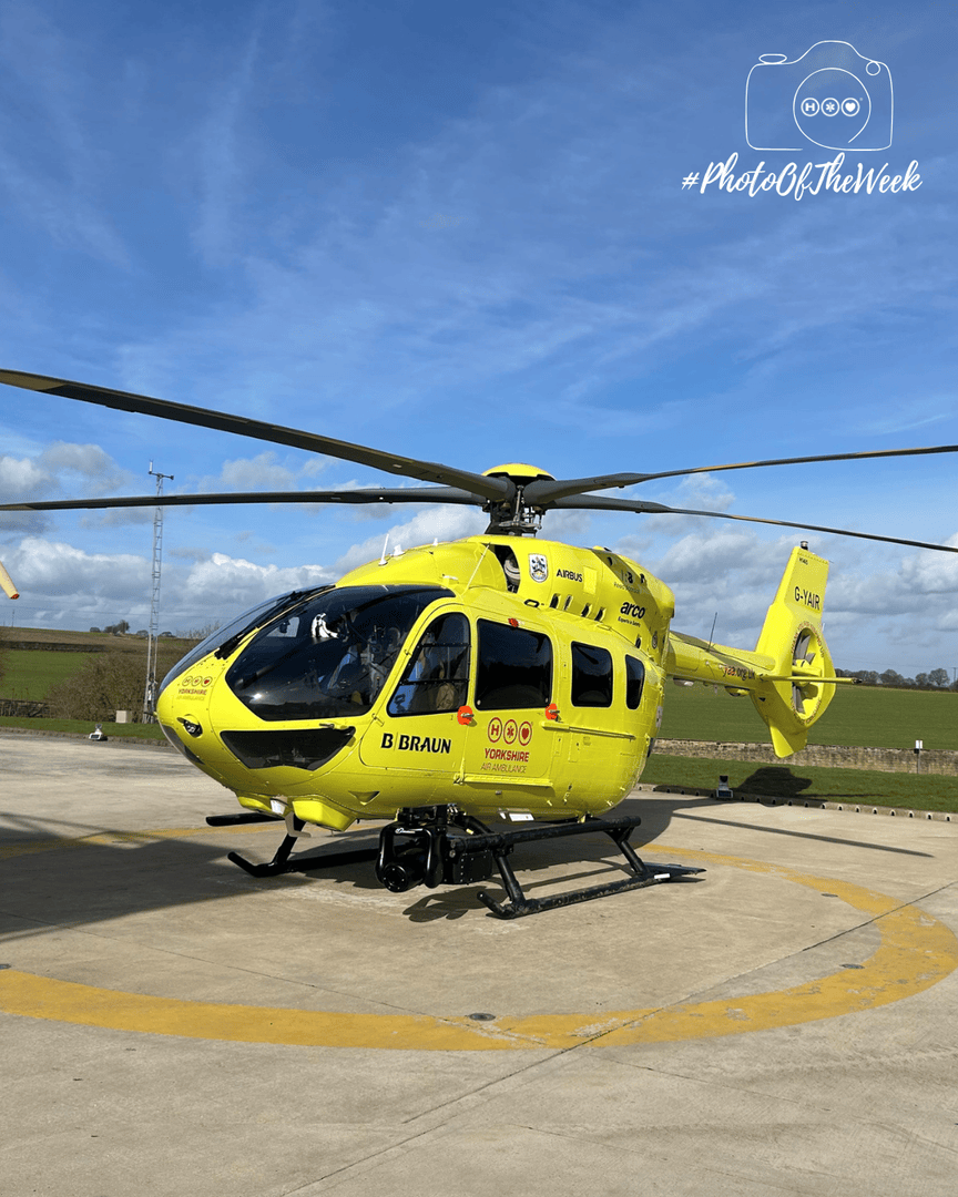 Our #PhotoOfTheWeek comes from YAA supporter Charlotte Bumby, who visited our Nostell airbase after our crew came to her partner’s aid following an accident.

Thank you for sharing this special moment with us, Charlotte! 💛

#Yorkshire #AirAmbulance #AlwaysReadyAlwaysThere