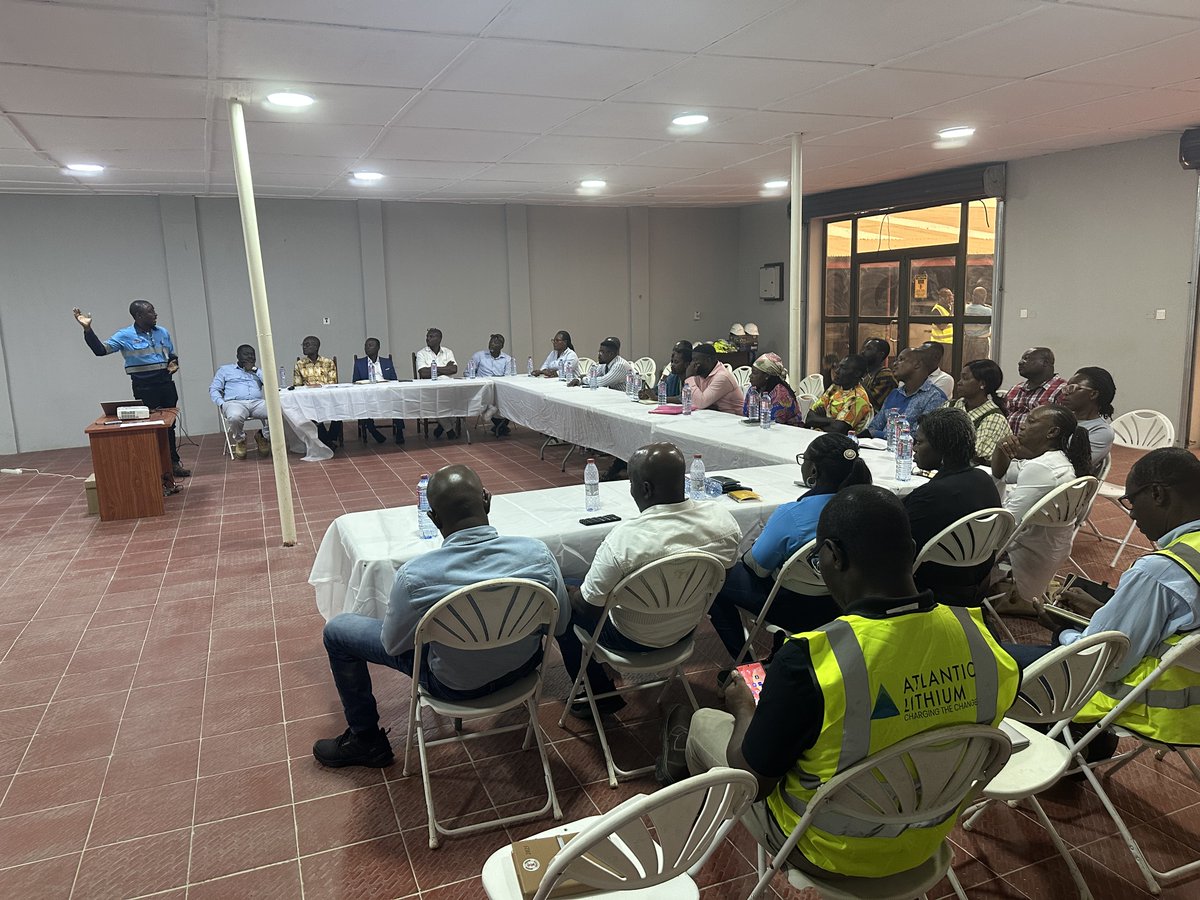 AtlanticLithium's tweet photo. Last week, members of the Atlantic Lithium team met with Hon. Eric Stanley Acquah, the newly-appointed Municipal Chief Executive (MCE) of the Mfantseman Municipal Assembly, and a delegation from the Assembly.

During the visit, the Atlantic Lithium team wished the MCE success in his role and provided a comprehensive update on the Ewoyaa Lithium Project and the ongoing discussions with the government on the path forward.

In his remarks, the MCE acknowledged the importance of the Project’s ratification process and voiced his unwavering support and commitment to driving urgent and coordinated action to support the Project.

#ALL #A11 $A11 #ALLGH $ALLIF #Lithium #Ghana #Mining