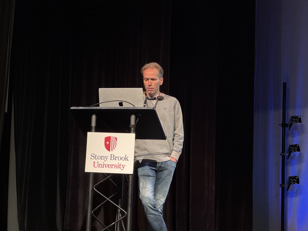 ACMSigmetrics's tweet image. ACM SIGMETRICS 2025: moments of Day 2 - part1