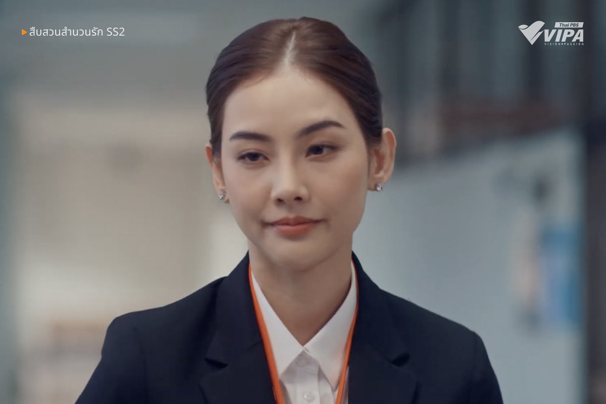 VIPAdotMe's tweet photo. ระหว่างการสืบสวนคดีของ "ไฮโซน้อง" และสาวใช้ "เพ็ดมะนี" คลิปของเพ็ดมะนีถูกเผยแพร่ในรายการของ "ไป๋" ทำให้สังคมก่นด่าเพ็ดมะนี เรื่องนี้ทำให้ "คมกฤช" และไป๋ผิดใจกัน ด้าน "แพท" เริ่มมอบหมายให้ "โจ้" สืบคดีของคุณจอมพ่อจุกที่ยิงช้างตาย 

▶️ อย่าลืมชมละคร #สืบสวนสำนวนรัก2 คืนนี้ ! เวลา 20.30 น. ทาง https://t.co/f6lkJ5uD4P และ VIPA Application