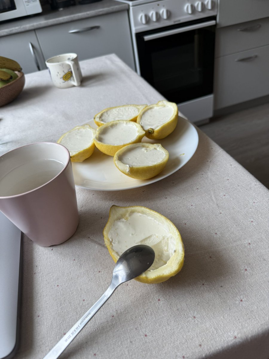 в жару сделать лимонные поссеты - это маст хэв