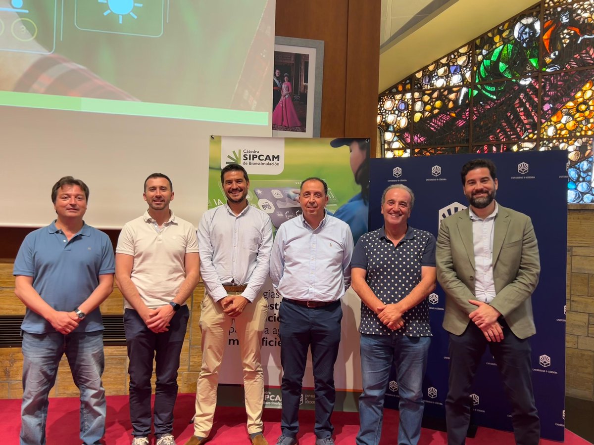 Life_Innocereal's tweet image. 📍 #LIFEInnocerealEU participó en el Workshop Mejora de la Nutrición Sostenible de los Cultivos organizado por @SipcamIberia 🌱
👨🔬 Francisco Márquez, de la @Univcordoba presentó “Mejora de la producción y rentabilidad en cultivos cerealistas con bioestimulantes”
@LIFEprogramme