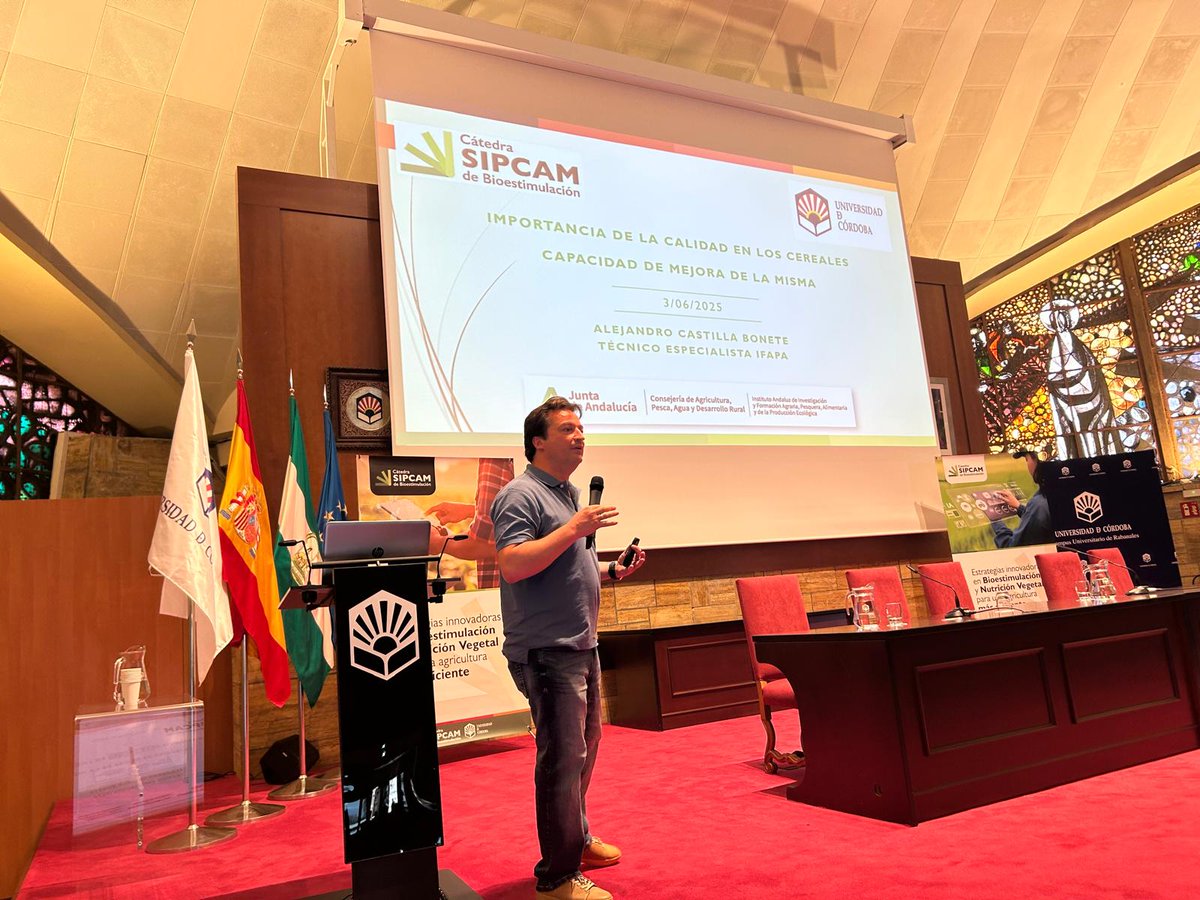 Life_Innocereal's tweet image. 📍 #LIFEInnocerealEU participó en el Workshop Mejora de la Nutrición Sostenible de los Cultivos organizado por @SipcamIberia 🌱
👨🔬 Francisco Márquez, de la @Univcordoba presentó “Mejora de la producción y rentabilidad en cultivos cerealistas con bioestimulantes”
@LIFEprogramme