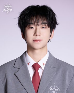 ZHANG YI HUAの画像