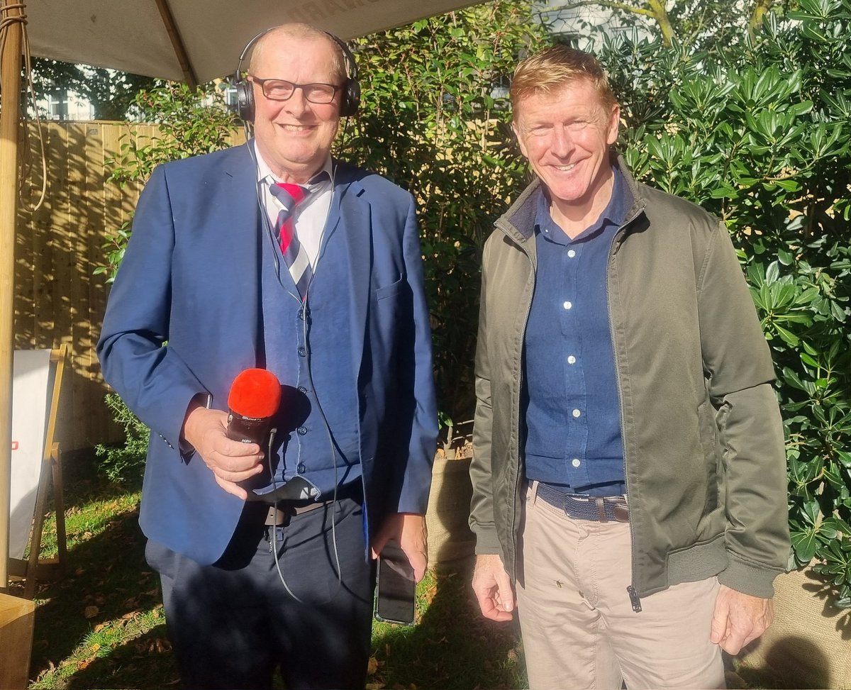 johnoldham🎙 (@john_chelt) on Twitter photo Hear <a href="/astro_timpeake/">Tim Peake</a> at recent <a href="/cheltfestivals/">Cheltenham Festivals</a>
#cheltscifest
Fri 12noon
Sun 8am
Mon 12 noon
<a href="/radiowinch/">Radio Winchcombe</a> Hear <a href="/astro_timpeake/">Tim Peake</a> at recent <a href="/cheltfestivals/">Cheltenham Festivals</a>
#cheltscifest
Fri 12noon
Sun 8am
Mon 12 noon
<a href="/radiowinch/">Radio Winchcombe</a>