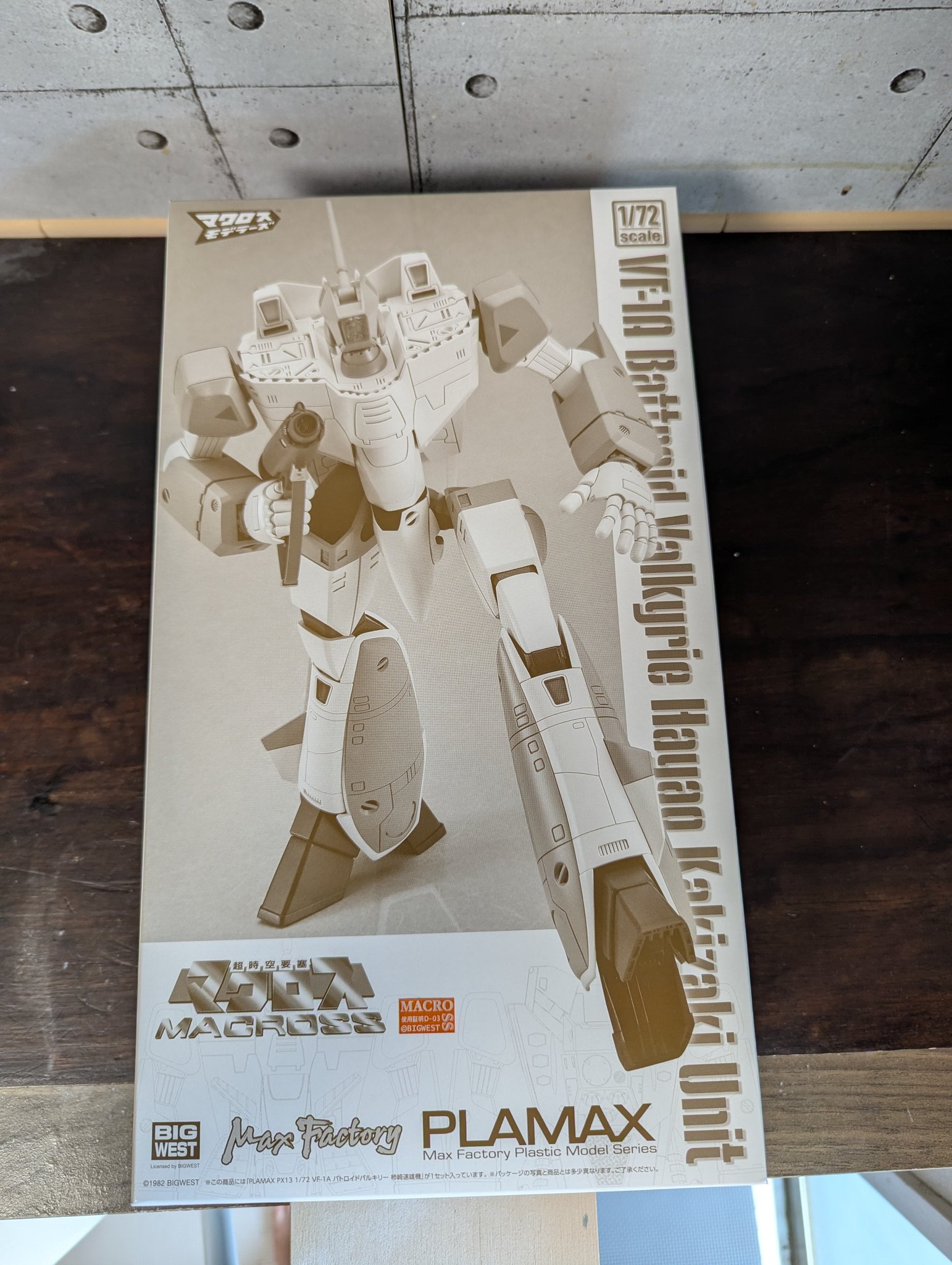 PLAMAX PX13 1/72 VF-1A バトロイドバルキリー 柿崎速雄機 PLAMAX PX13 1/72 VF-1A バトロイドバルキリー 柿崎速雄機