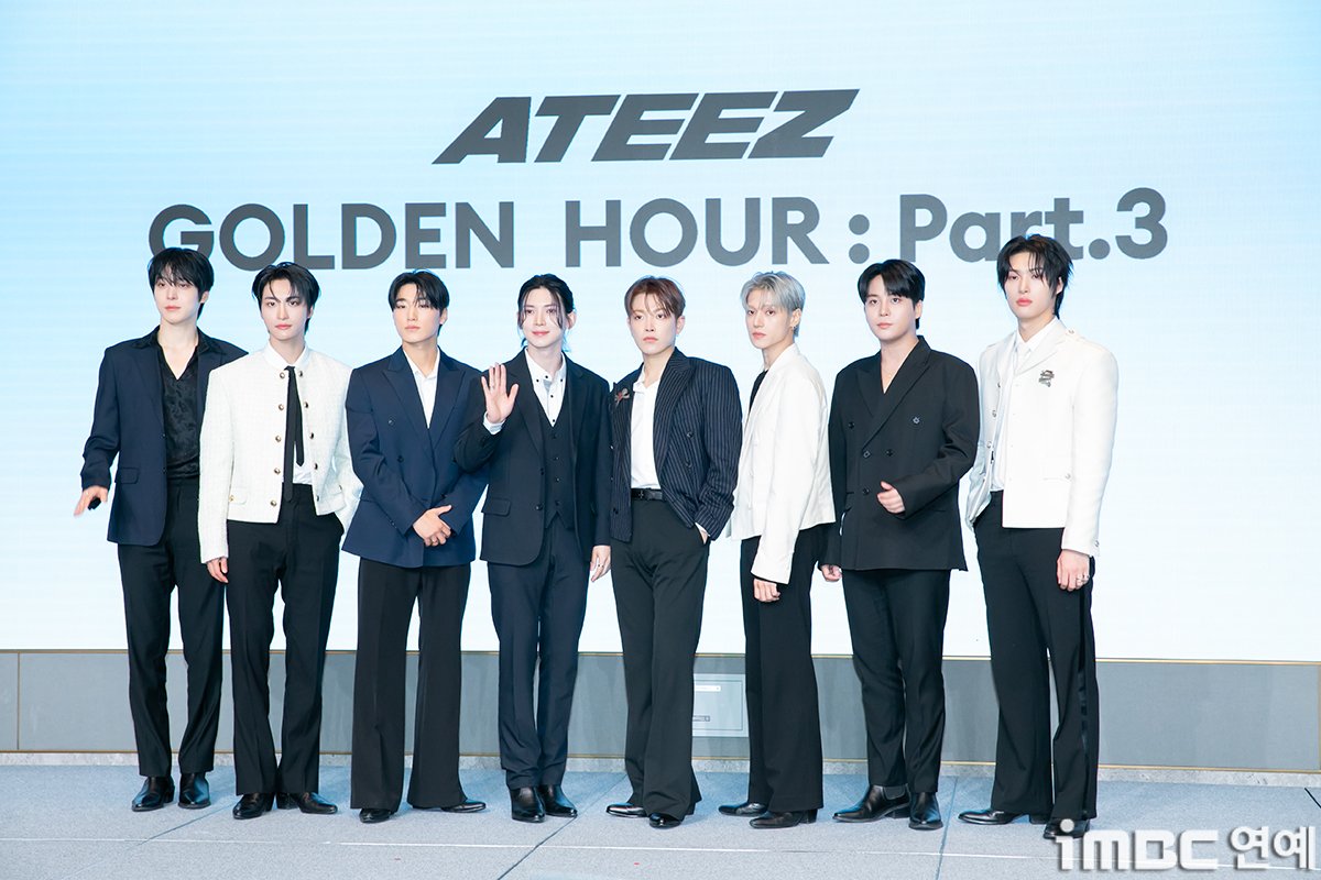 imbcenews's tweet photo. [포토] 에이티즈 컴백, 톡 쏘는 여름 보이즈 
#에이티즈 #ATEEZ #GOLDENHOUR #GOLDENHOUR_Part3 
#미니12집 #LemonDrop #레몬드롭 #기자간담회_250612 [iMBC연예]

에이티즈(ATEEZ)가 12일 오후 서울 마포구 호텔 나루 엠갤러리에서 열린 에이티즈 미니 12집 '골든 아워 : 파트 3'(GOLDEN HOUR : Part.3)’ 발매 기념 컴백 기자간담회에 참석해 포즈를 취하고 있다.

⬇️고화질 Click Plz⬇️
https://t.co/HsNFH1JClN