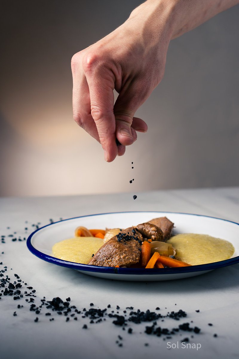 Solroga15's tweet photo. It was my first time shooting food, and I loved adding human interaction to the photos
#foodphotography #flashphoto #gastrophoto https://t.co/pNEW7EBze9